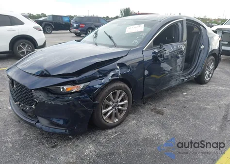 2020 Mazda Mazda3 z USA, uszkodzony, nr VIN JM1BPABL2L1165452
